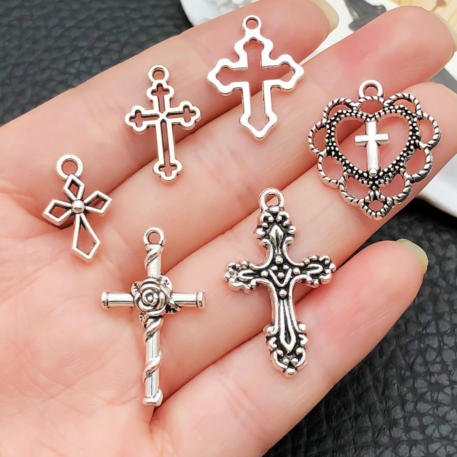 52 adet Çeşitli Çapraz Kolye ( - Jewelry Making Online incelemesi ve fiyatı